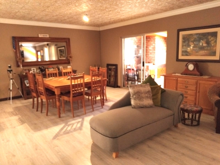 4 Bedroom Property for Sale in Riversdale Western Cape